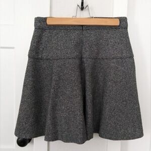 Banana Republic black & white/ gray tweed skirt